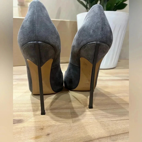 Casadei Blade Grey SUEDE Pumps size  8.5 - Picture 9 of 11